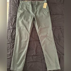 Vans Green Olive Chino Pants Size 34 NEW with tags
